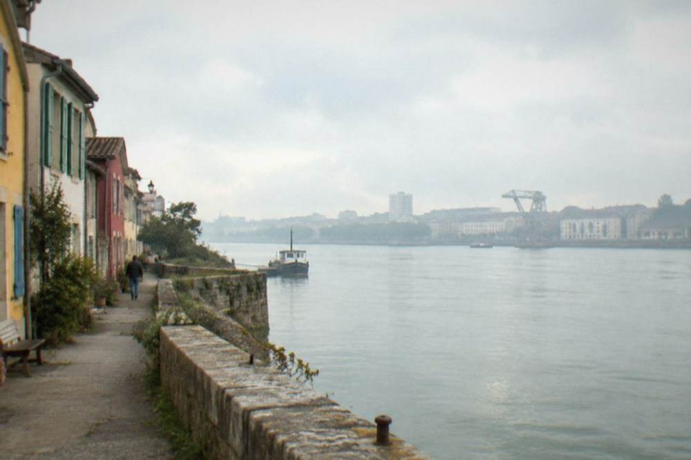 The quay at Trentemoult looking across the Loire toward buildings on the Île de Nantes