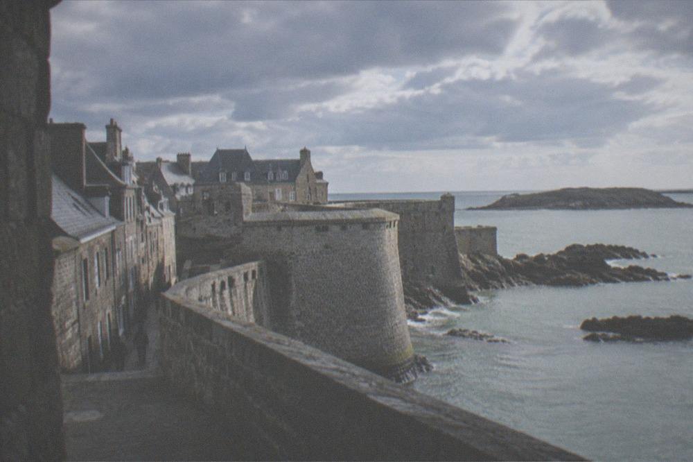 Fortified granite walls of Saint-Malo above the sea